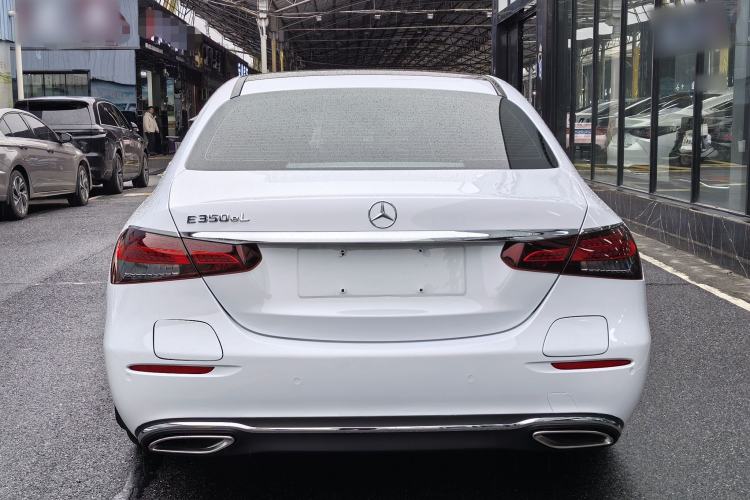 Used Mercedes-Benz E-Class New Energy 2022 Restyled E 350 e L Plug-in Hybrid Sedan Exterior 9