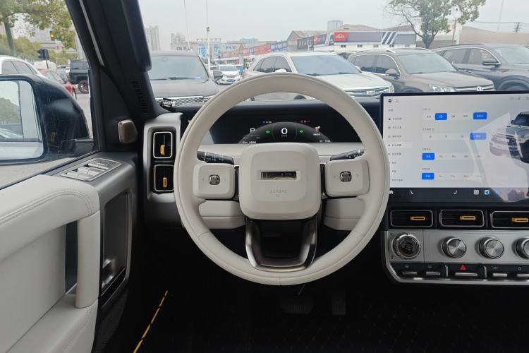 Used iCAR V23 2026 Model 550 Two-Wheel Drive Super Sports Edition
