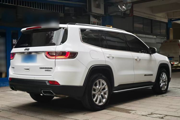 Used Jeep Commander 2018 2.0T Two-Wheel Drive Enjoy Edition China V