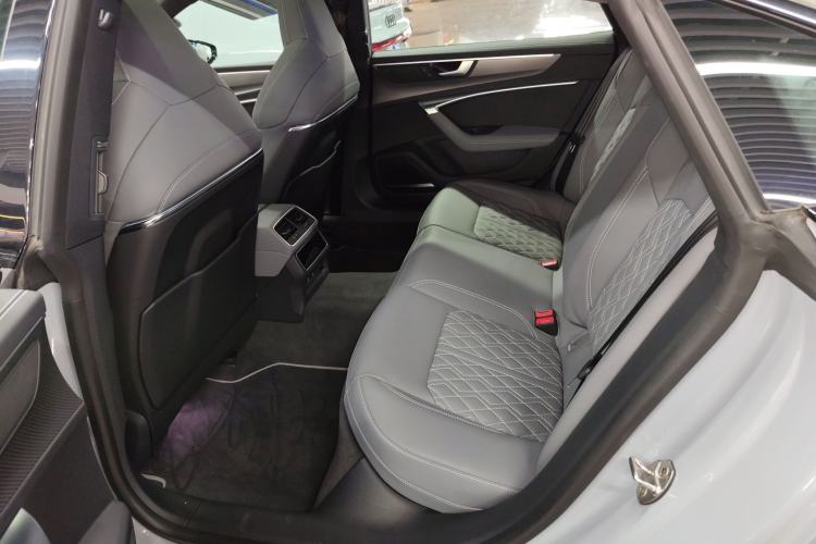 Used Audi A7L 2024 45 TFSI quattro RS Performance Edition
