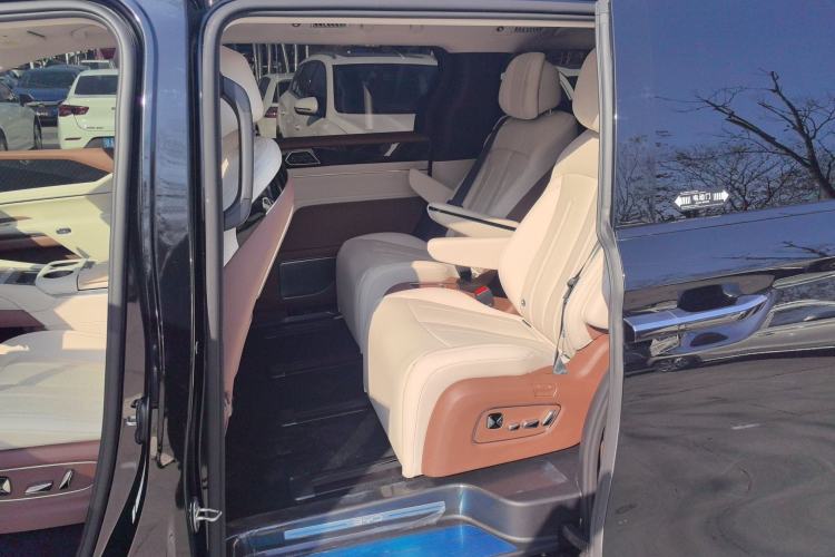 Used BYD Xia 2025 DM-i 1.5T 100km Supreme Edition
