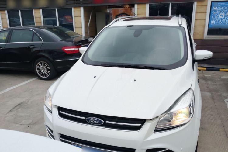 Used Ford Kuga 2015 2.0L GTDi Four-Wheel Drive Elite Model