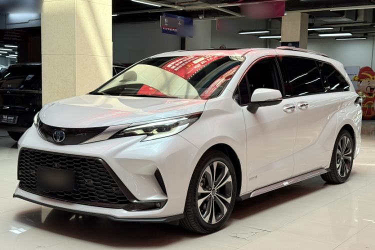 Used Toyota Granvia 2023 2.5L Hybrid Flagship VIP Edition