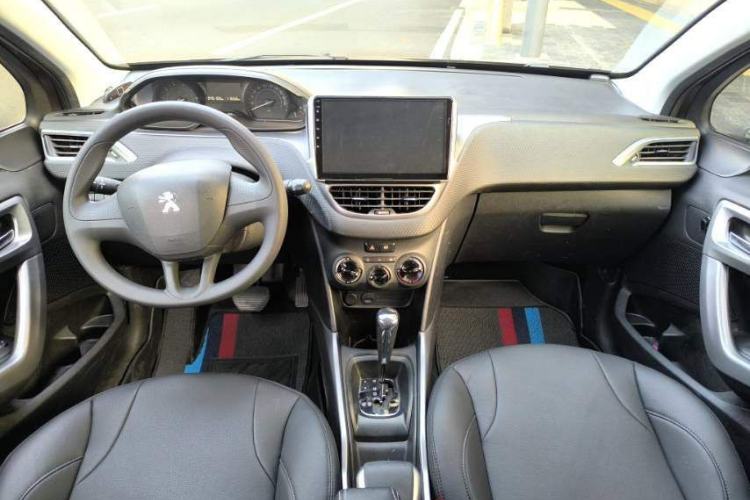 Used Peugeot 2008 2015 1.6L Automatic Playcool Edition