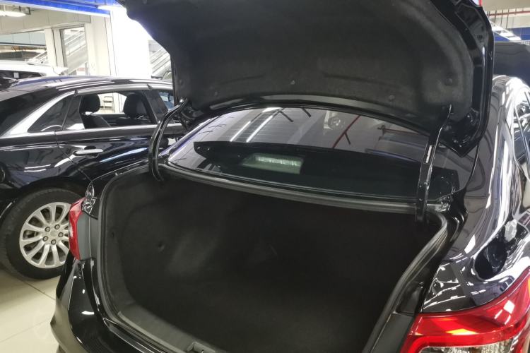 Used Nissan Sylphy 2022 Classic 1.6XE CVT Comfort Edition Trunk