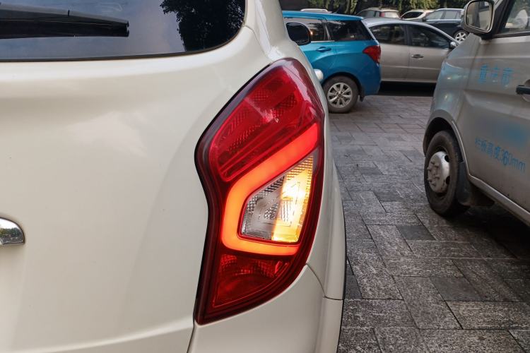 Used SsangYong Korando 2014 2.0L Gasoline Two-Wheel Drive Automatic Elite Navigation Edition
