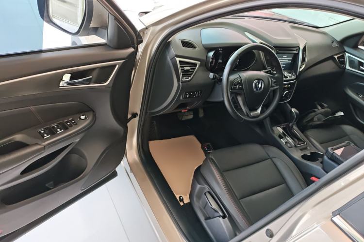 Used CHANGAN CS75 2016 1.8T Automatic Elite Model China V Standard
