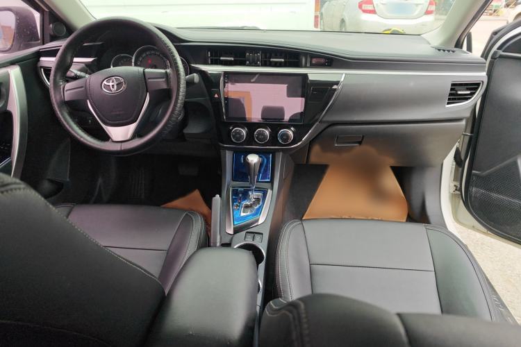 Used Toyota Corolla 2017 1.2T CVT GL Interior 1