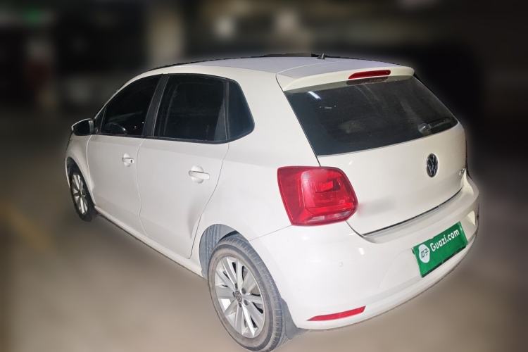 Used Volkswagen Polo 2016 1.6L Automatic Comfort Model
