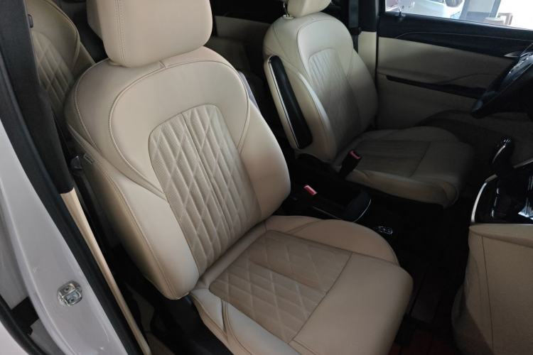 Used Buick GL8 2022 ES Land Cruiser 653T Luxury Model
