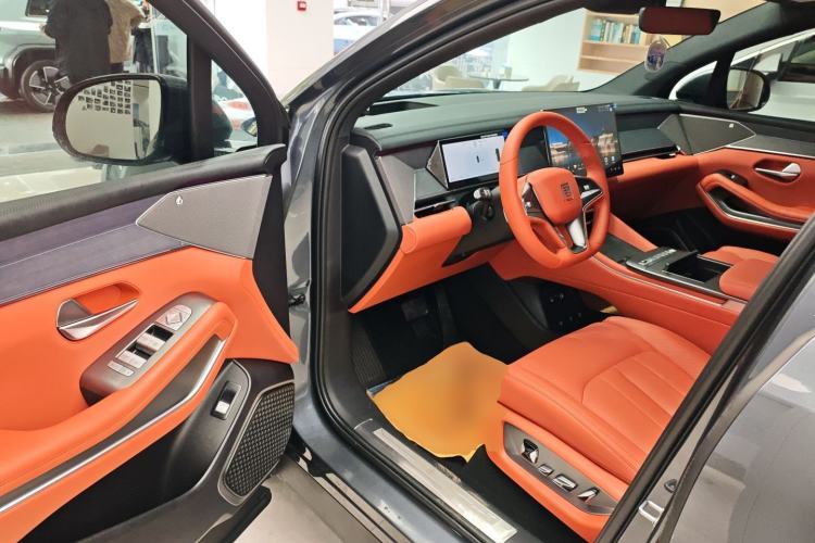 Used BYD Tang L 2025 EV 600KM All-Wheel-Drive LiDAR Flagship Model Driver Seat