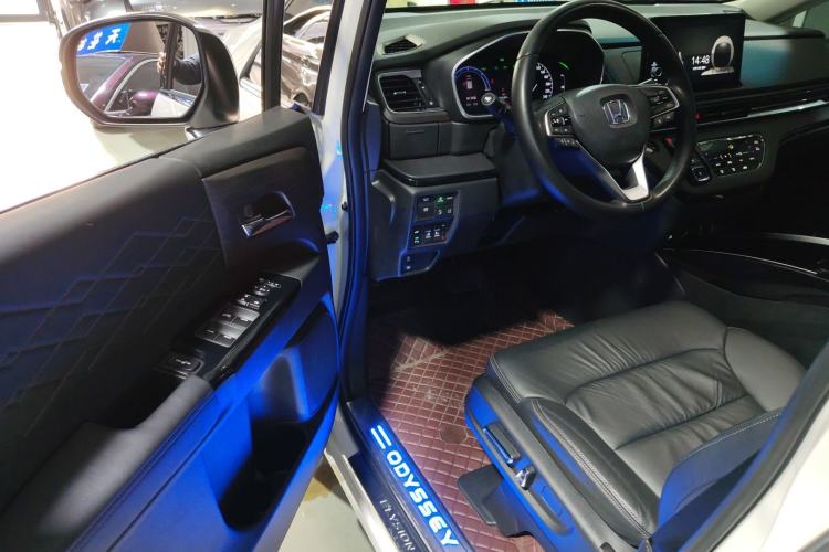 Used Honda Elysion 2022 2.0L eHEV Luxury First Edition