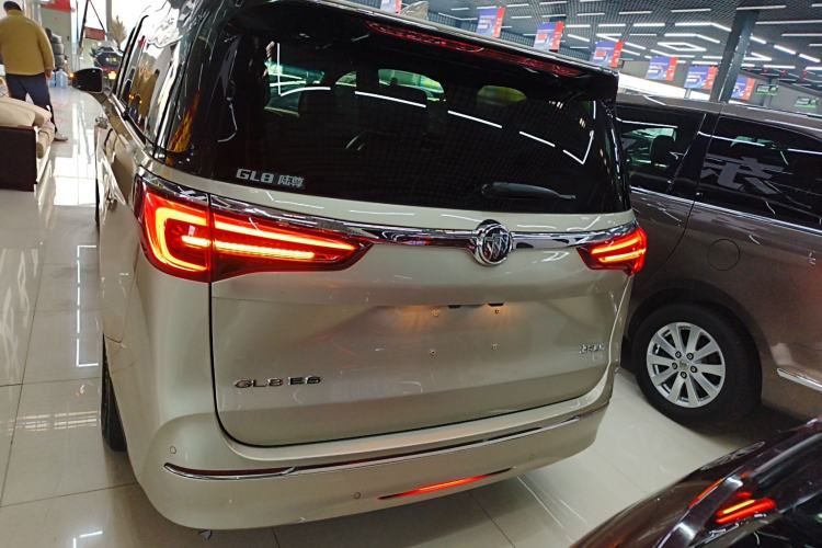 Used Buick GL8 2020 ES Land Cruiser 653T Luxury Model
