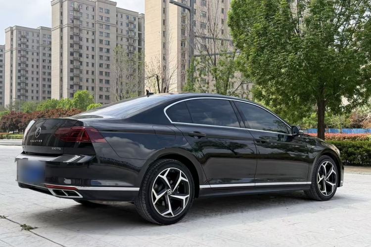 Used Volkswagen Magotan 2023 2 Million Units Commemorative Edition 330TSI DSG Luxury Version Exterior 5