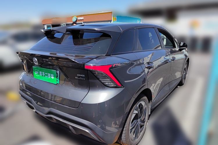 Used MG 4 EV 2022 425 km Luxury Edition Rear Right 45 Deg