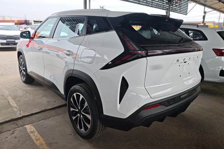 Used Geely Auto Emgrand X7 Sport 2026 Model 1.5TD Aspirational Exterior 2