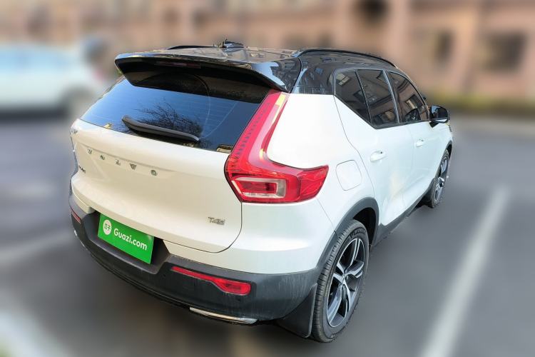Used Volvo XC40 2020 T4 Four-Wheel Drive Smart & Sporty Edition
