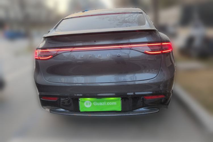 Used Hima Luxeed R7 2024 All-Electric 667 km Max