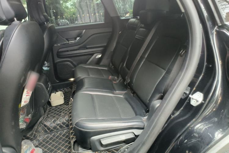 Used Lincoln Corsair 2020 2.0T Two-Wheel Drive Luxury Edition Left Rear Seat