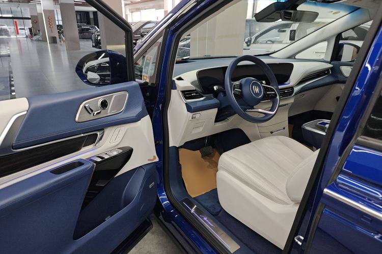 Used Buick Century 2023 2.0T Six-Seater Yinshi Edition