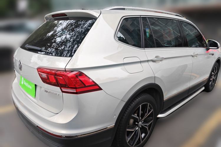 Used Volkswagen Tiguan L 2020 330TSI Automatic Two-Wheel Drive Smart Luxury Edition China VI Standard Rear Right 45 Deg