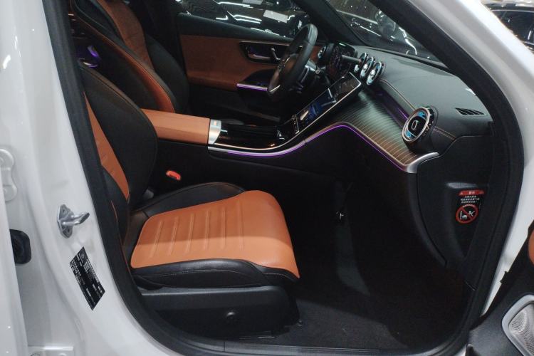 Used Mercedes-Benz C-Class 2022 Revised C 260 L Starry Night Sport Edition Right Front Seat