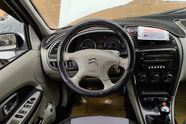 Used Citroen Elysee 2013 Sedan Classic 1.6L Manual Tech Model CNG