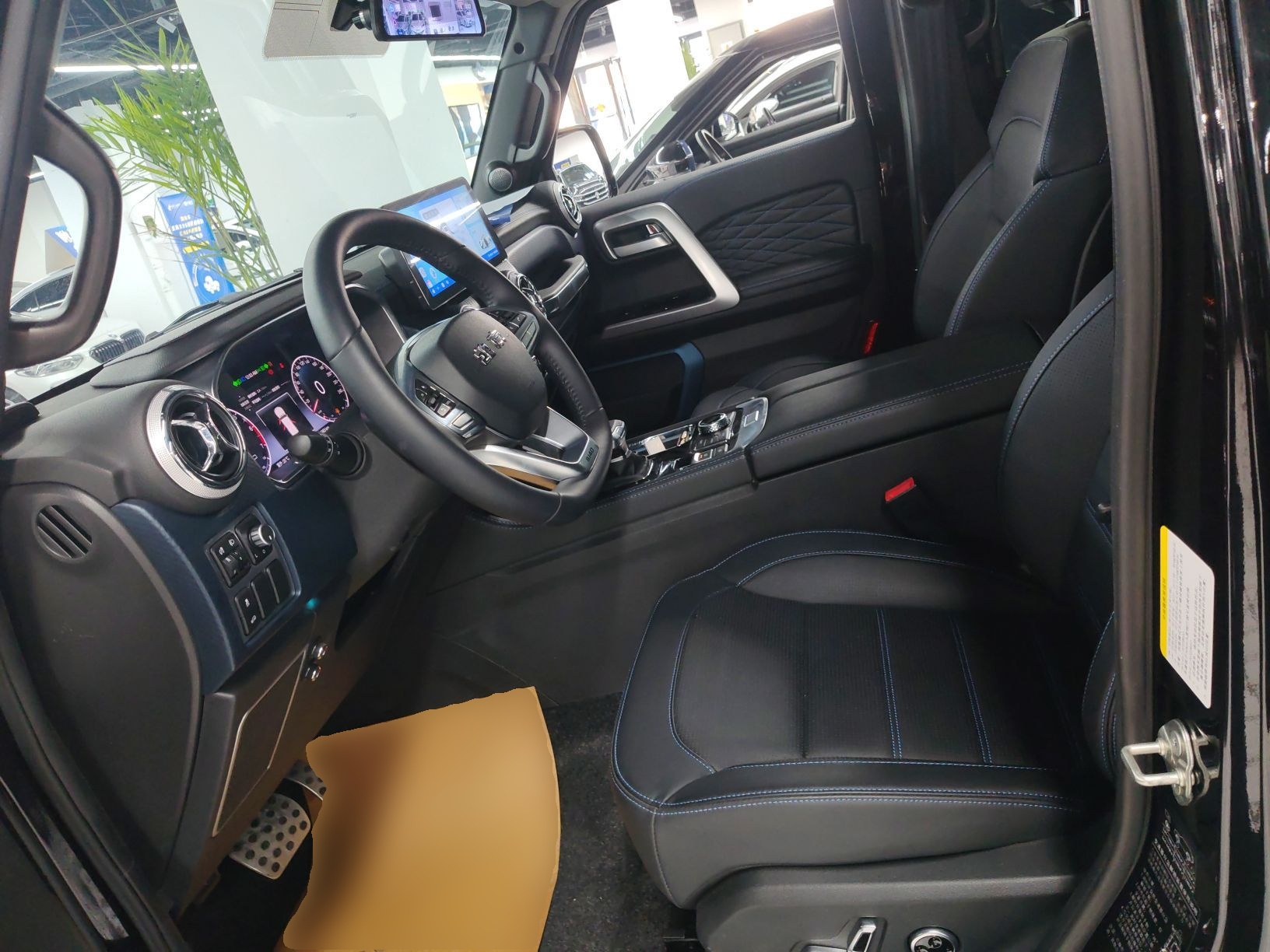 المقاعد الأمامية داخل السيارة