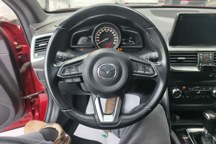 Used Mazda CX-4 2018 2.0L Automatic Two-Wheel Drive Blue Sky Premium Upgrade Version China V Standard
