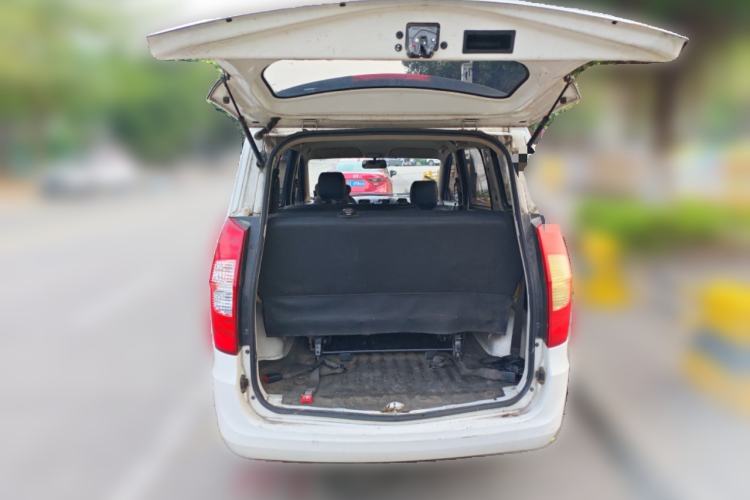 Used Wuling Hongguang 2015 1.5L S Base Model China IV
