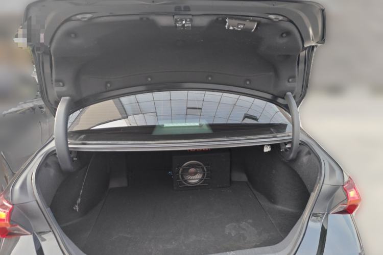 Used Toyota Avalon 2023 2.5L Luxury Edition Trunk