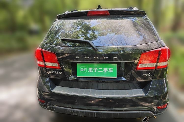 Used Dodge Journey 2013 2.4L Two-Wheel Drive Luxury Version
