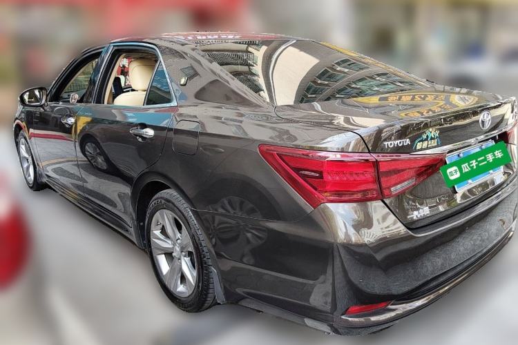 Used Toyota Crown 2015 2.0T Fashion Edition Rear Left 45 Deg