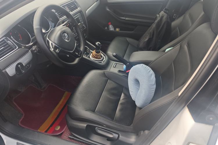 Used Volkswagen Sagitar 2015 1.6L Manual Comfort Model Left Front Seat