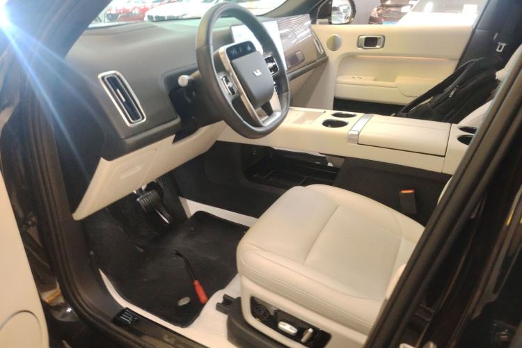 Used Li Auto L9 2022 Max model