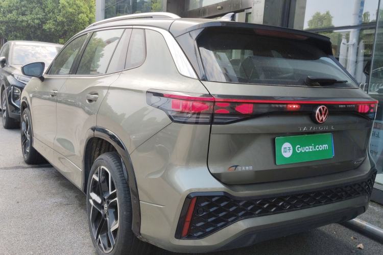 Used Volkswagen Tayron 2025 Tiguan L 380TSI 4Motion Luxury Rear Left 45 Deg