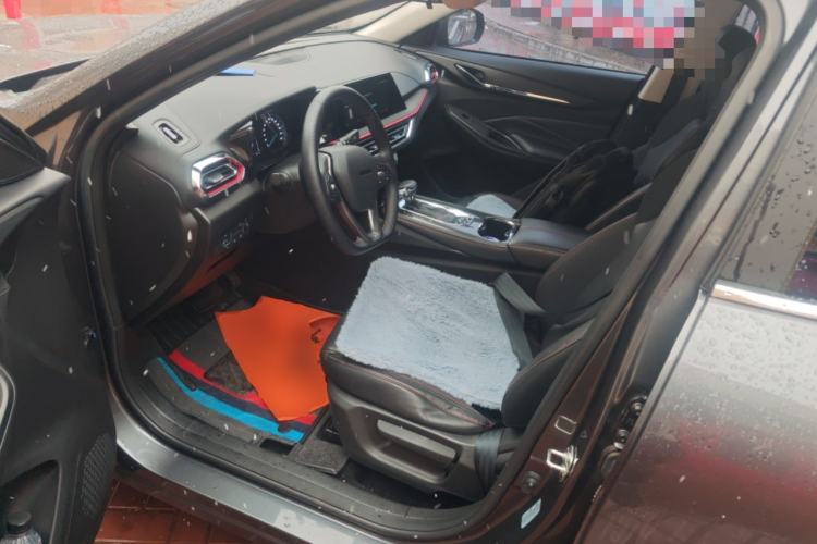 Used CHANGAN OSHAN X5 2023 Enjoy Edition 1.5T DCT Luxury Model Driver Seat