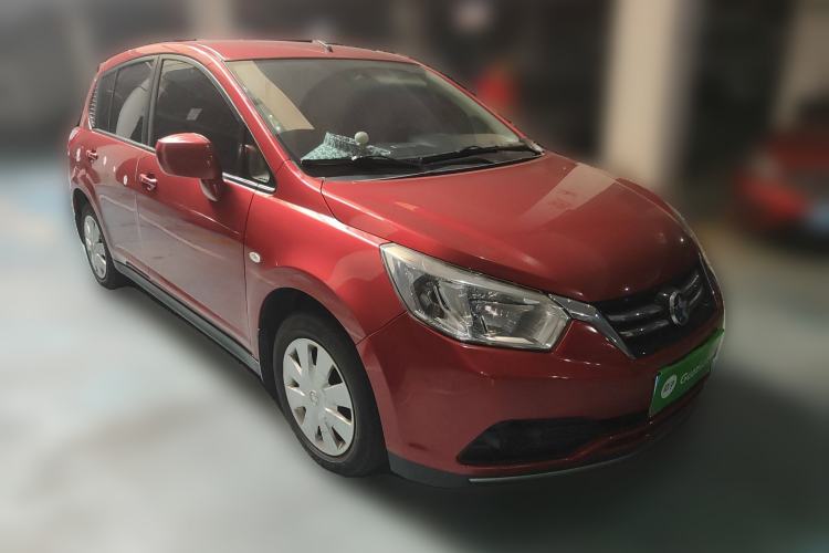 Used Venucia R50 2015 1.6L Automatic Fashion Edition
