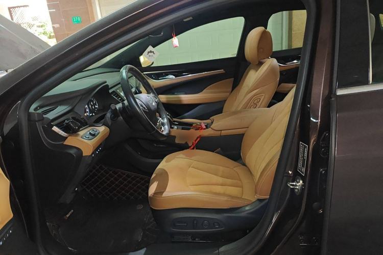 Used Buick LaCrosse 2018 28T Luxury Model
