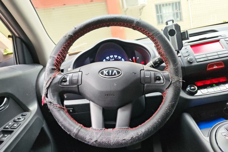 Used Kia Sportage R 2011 2.0L Automatic Two-Wheel Drive Premium Edition
