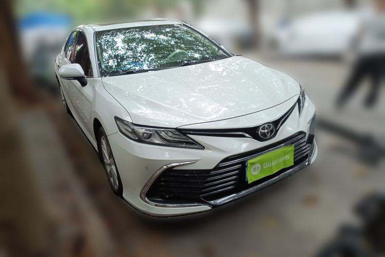 Used Toyota Camry 2021 2.0G Luxury Edition Front Right 45 Deg