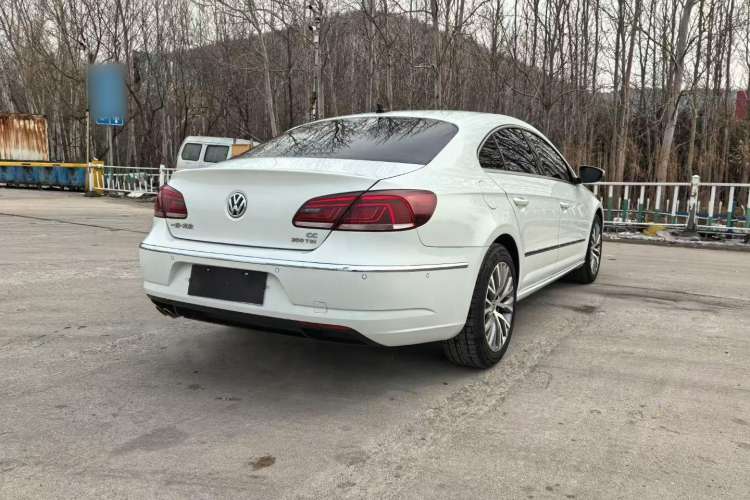 Used Volkswagen FAW-Volkswagen CC 2016 1.8TSI Luxury Model
