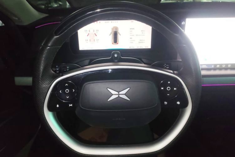 Used XPeng P7 2020 670E Steering Wheel