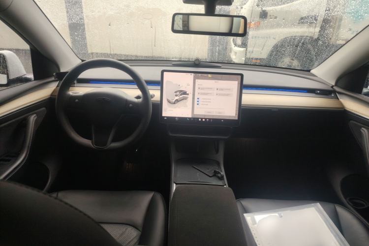 Used Tesla Model Y 2022 Revised Version Rear-Wheel Drive Center Console