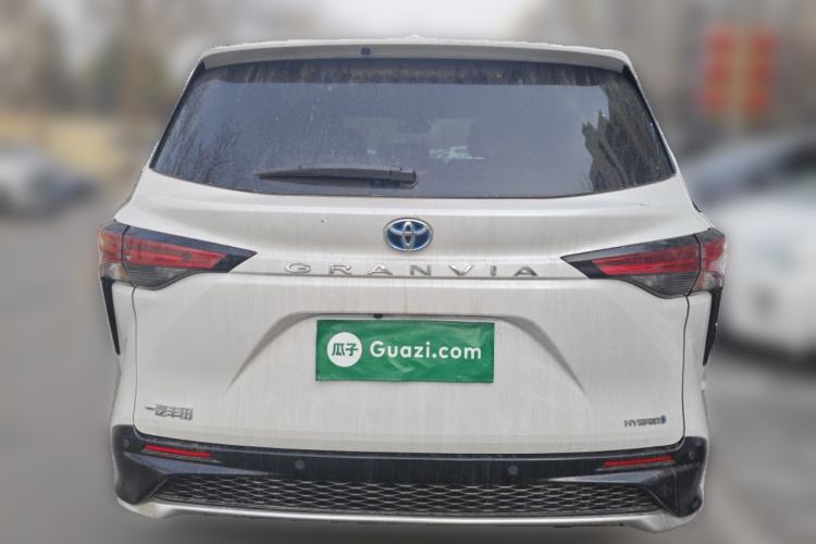 Used Toyota Granvia 2023 2.5L Hybrid Prestige PLUS Edition