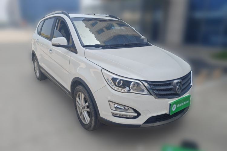 Used Baojun 560 2016 1.5T Manual Comfort Edition Front Right 45 Deg