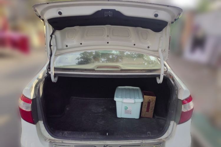 Used Kia K2 2011 Sedan 1.4L Manual Transmission GLS
