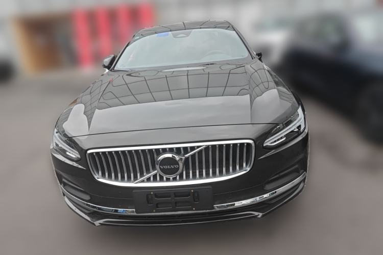 Used Volvo S90 2025 B5 Zhiyuan Luxury Edition Front