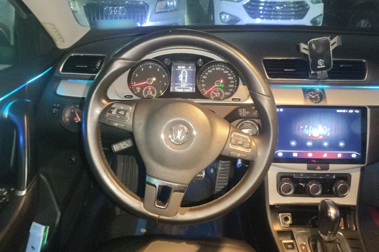 Used Volkswagen Magotan 2016 1.8TSI Smart Comfort Model