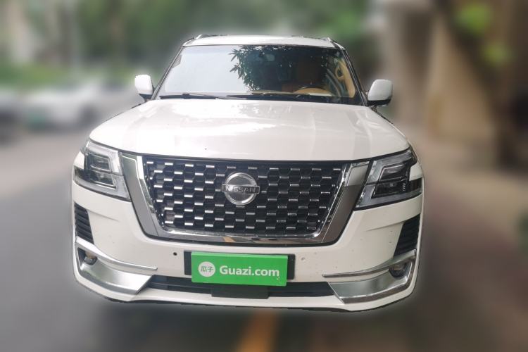 Used Nissan Patrol 2018 4.0L LinkedIn Edition
